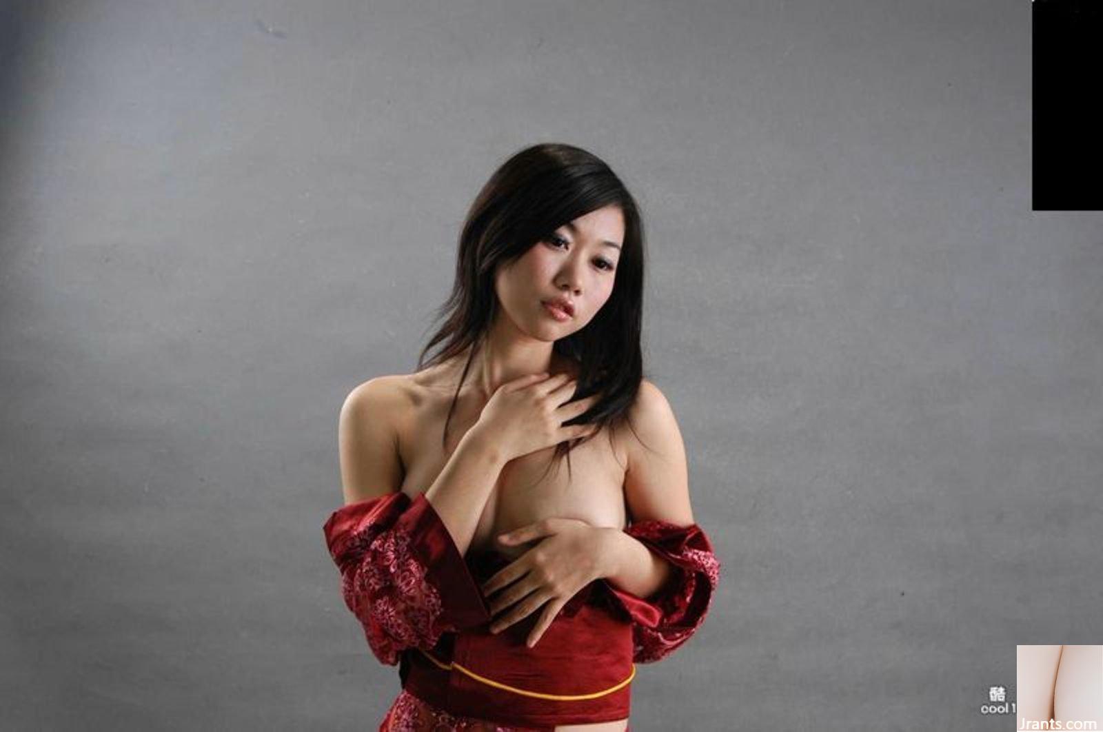 Privates Fotoshooting des chinesischen Models Anfei (142P)