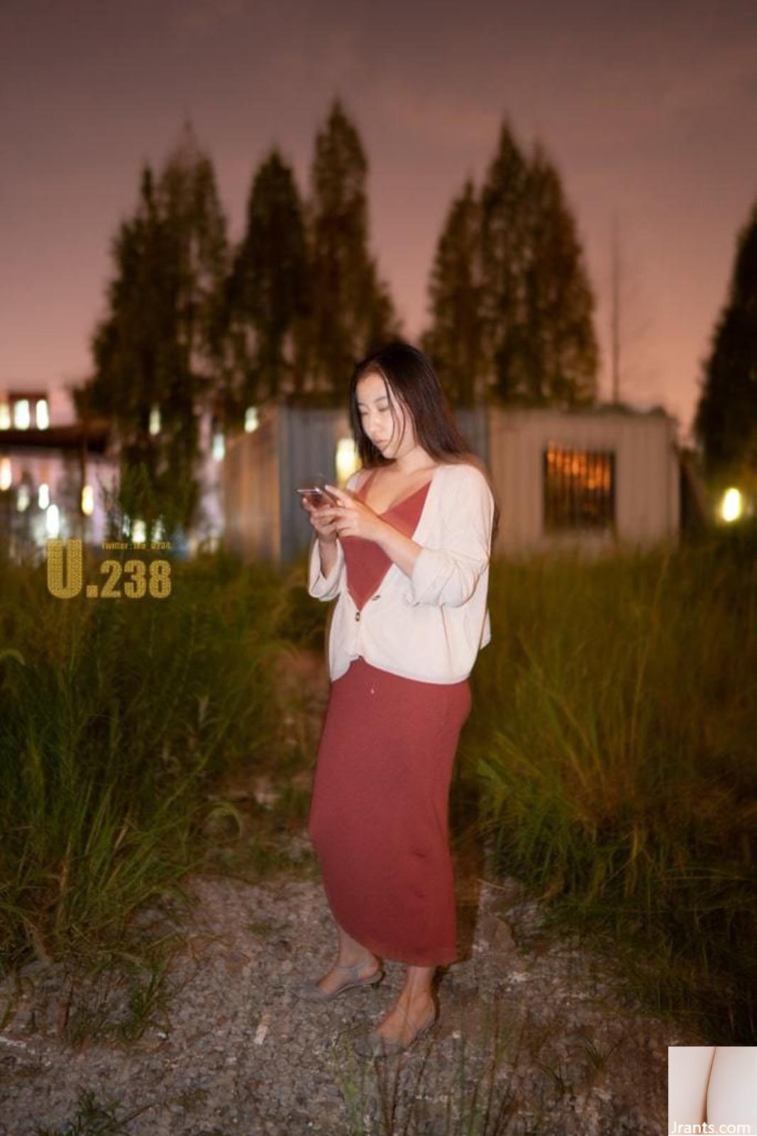 La versión original oficial de la súper sesión de fotos nocturna al aire libre de la mejor modelo china Xiaoxian (117P)