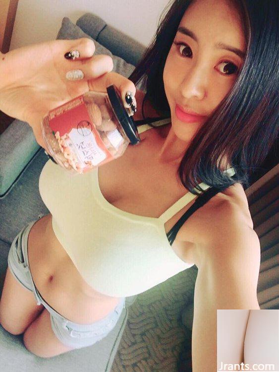 Brüste! Das vollbusige Fitness-Girl Serim Moon (23P), das in Südkorea den ersten Platz gewonnen hat (BikiniFitness)