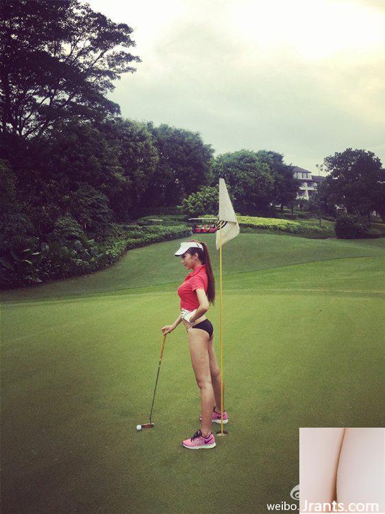 Perjalanan dunia? (Model muda Wang Xinyao yang menyukai golf (24P)