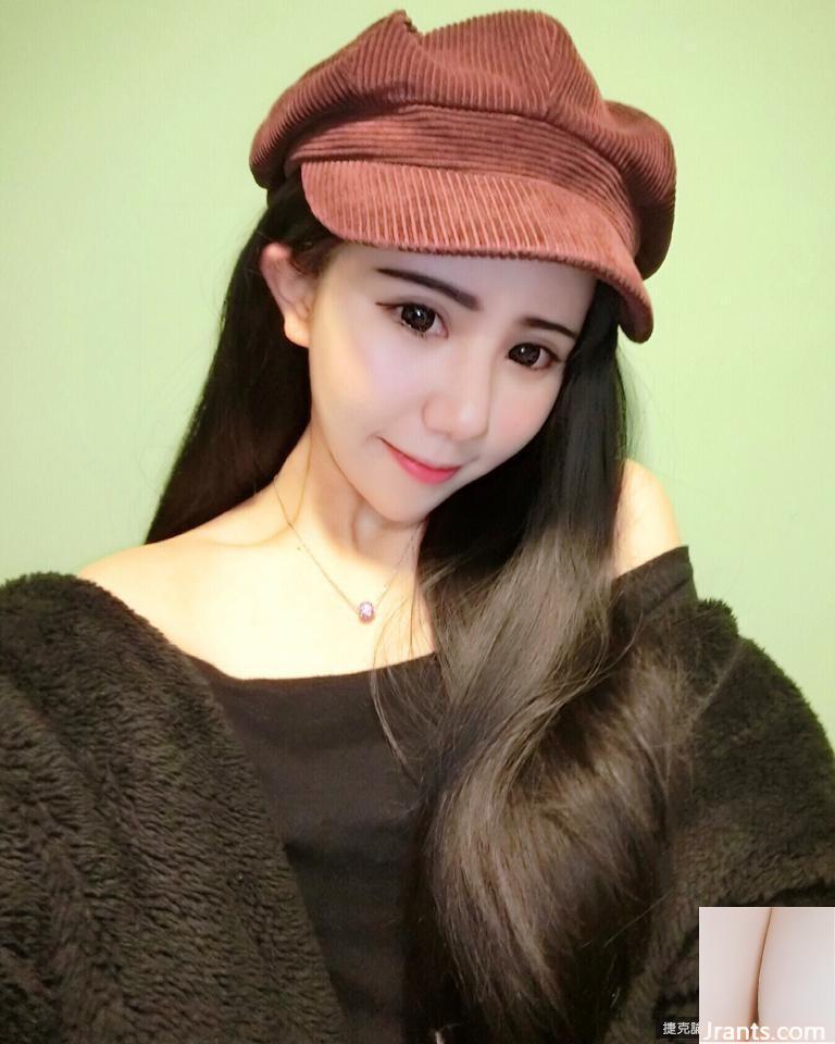 Xiang Qing (50P) လေးလံသော မျက်လုံးများဖြင့် Sexy ကျသော မိန်းကလေး