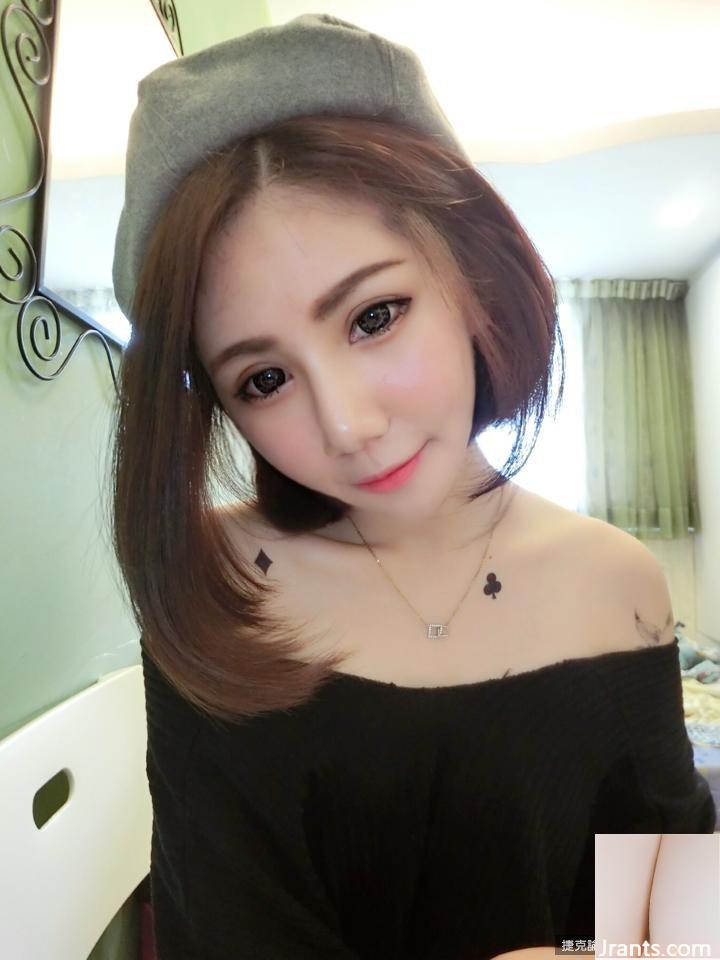 Xiang Qing (50P) လေးလံသော မျက်လုံးများဖြင့် Sexy ကျသော မိန်းကလေး