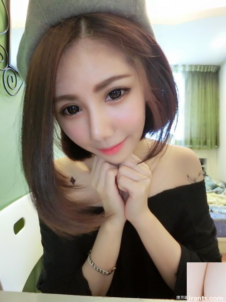 Xiang Qing (50P) လေးလံသော မျက်လုံးများဖြင့် Sexy ကျသော မိန်းကလေး