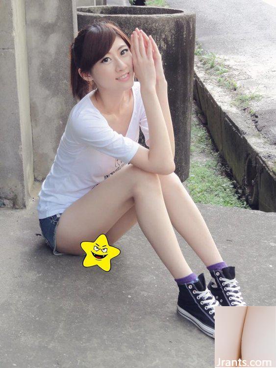 La belle déesse des jambes « Shixin Douhua Girl » avec des jambes de 106 cm de long est la jolie et élégante fille Lin Mojing (20P