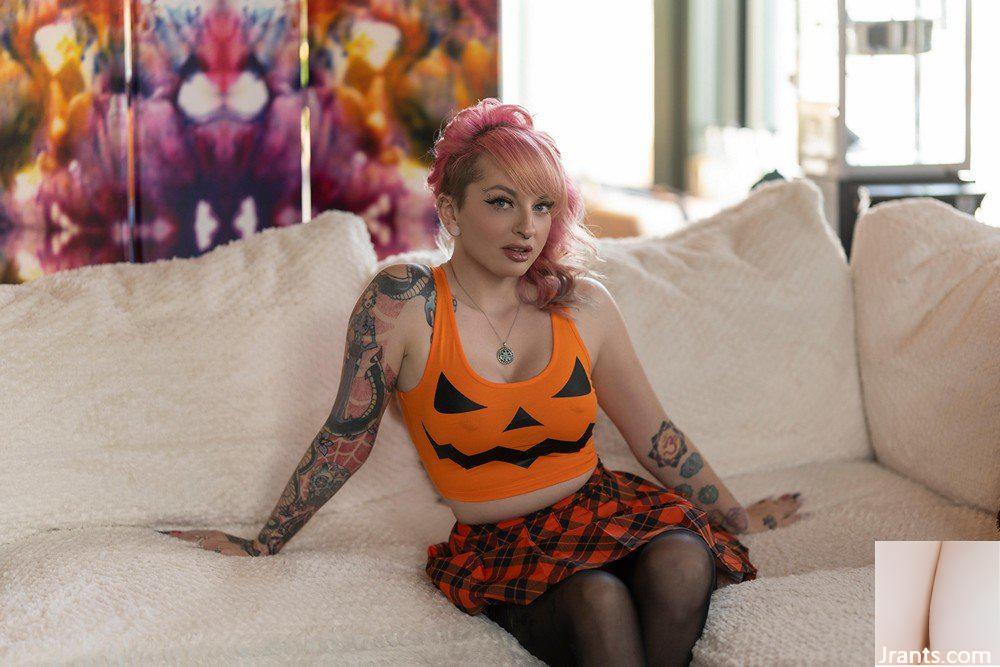 (Suicide Girls) Okt 07,2024-Ktstrange-Summerween (50P)