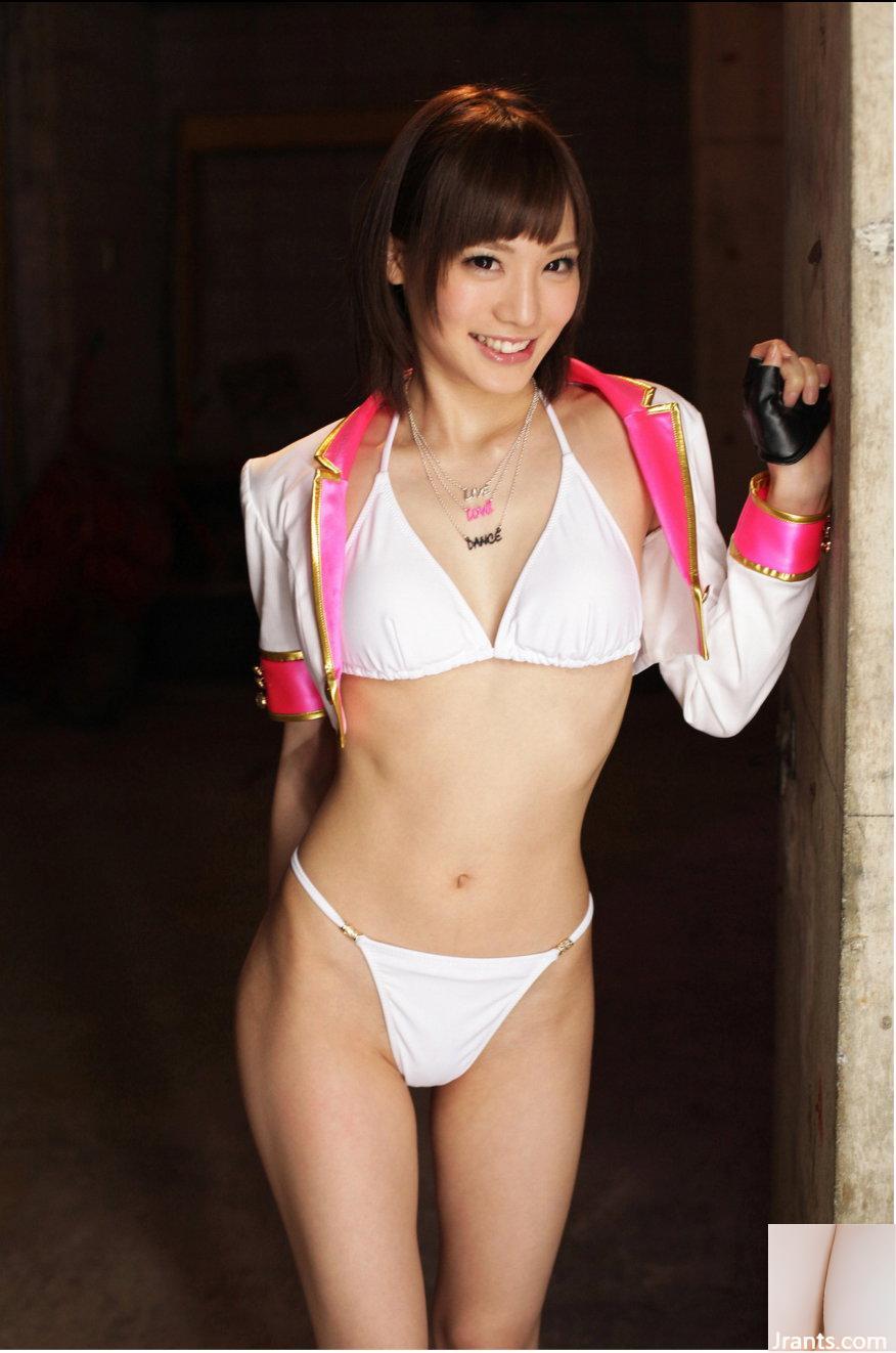 Aufregendes Cosplay Airi Suzumura (64P)