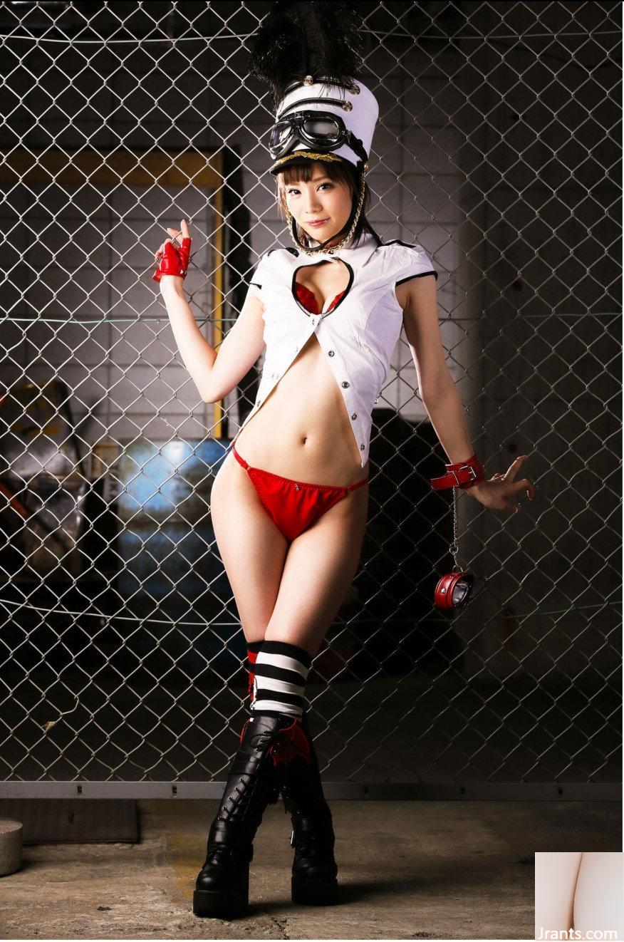 Aufregendes Cosplay Airi Suzumura (64P)