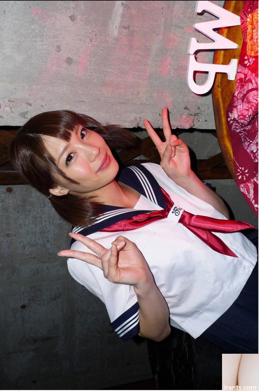 Cosplay passionnant Airi Suzumura (64P)