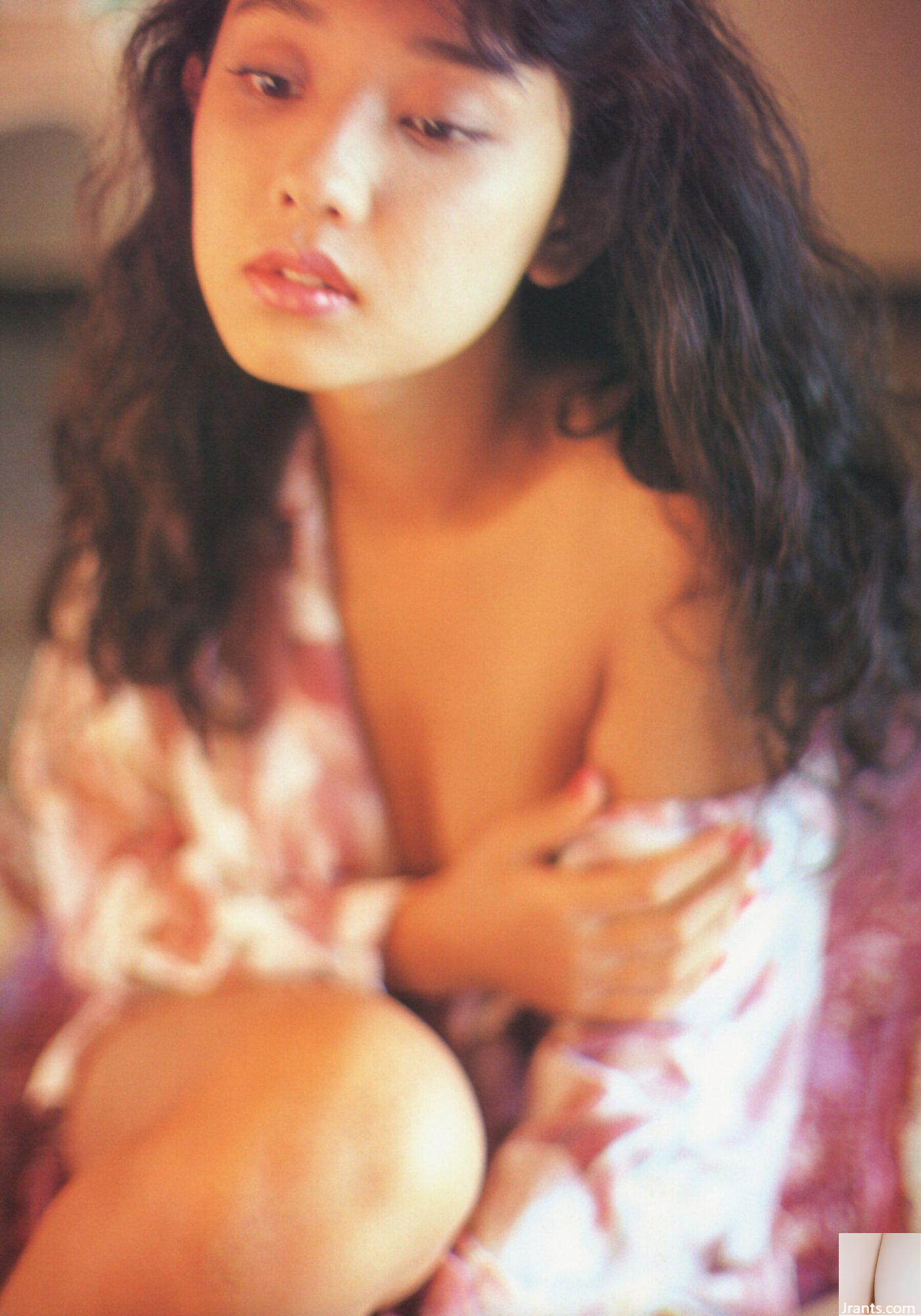 Kumiko Hara (Photo) 《VACANCES》(Ongakushasha)(66P)