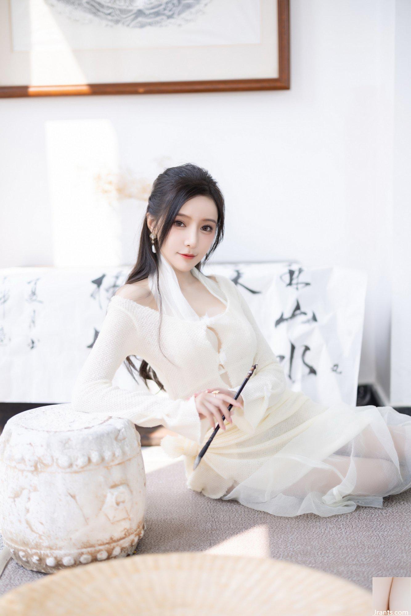 Wang Xinyao Yanni calligraphie et peinture en robe blanche (101P)