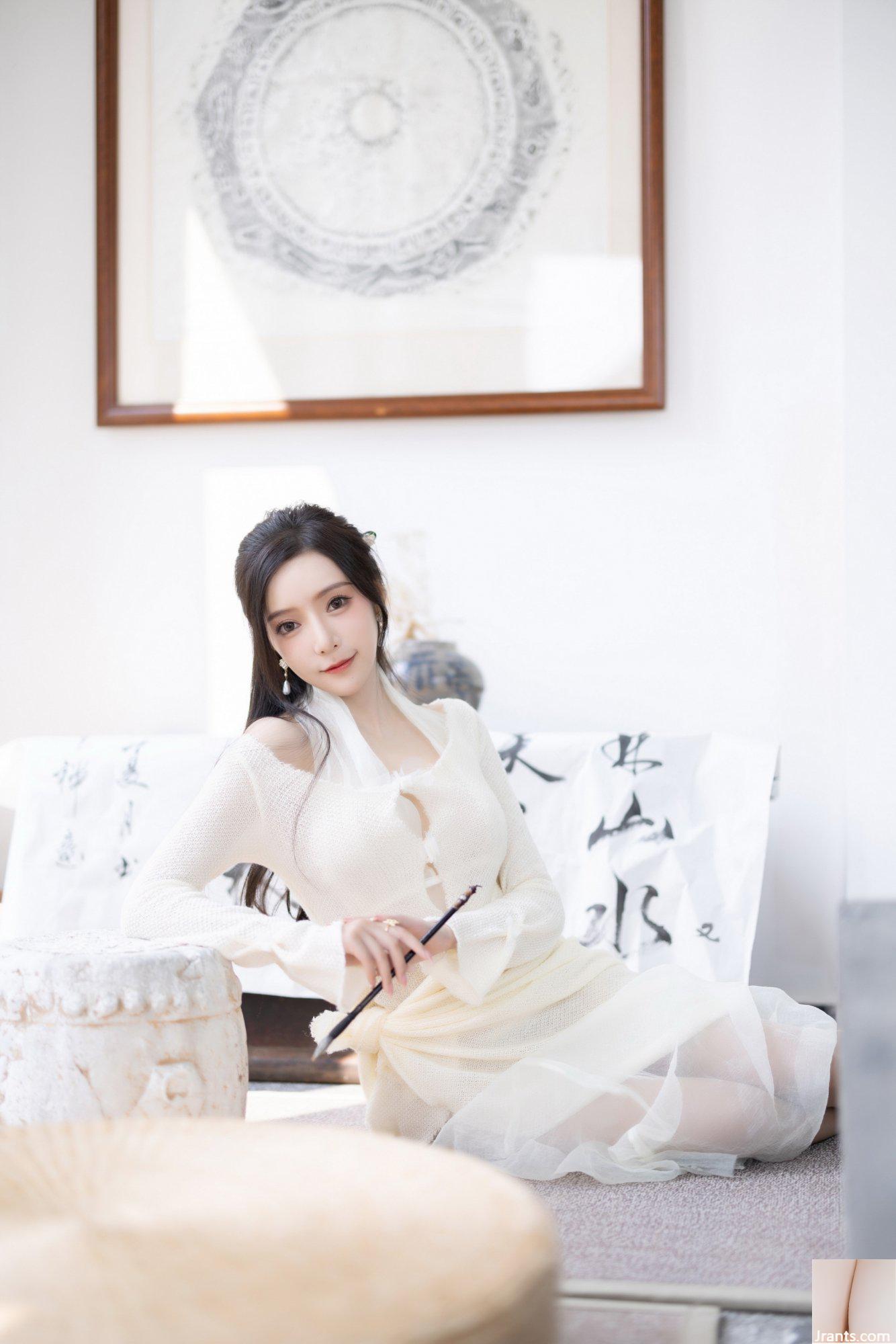 Wang Xinyao Yanni calligraphie et peinture en robe blanche (101P)