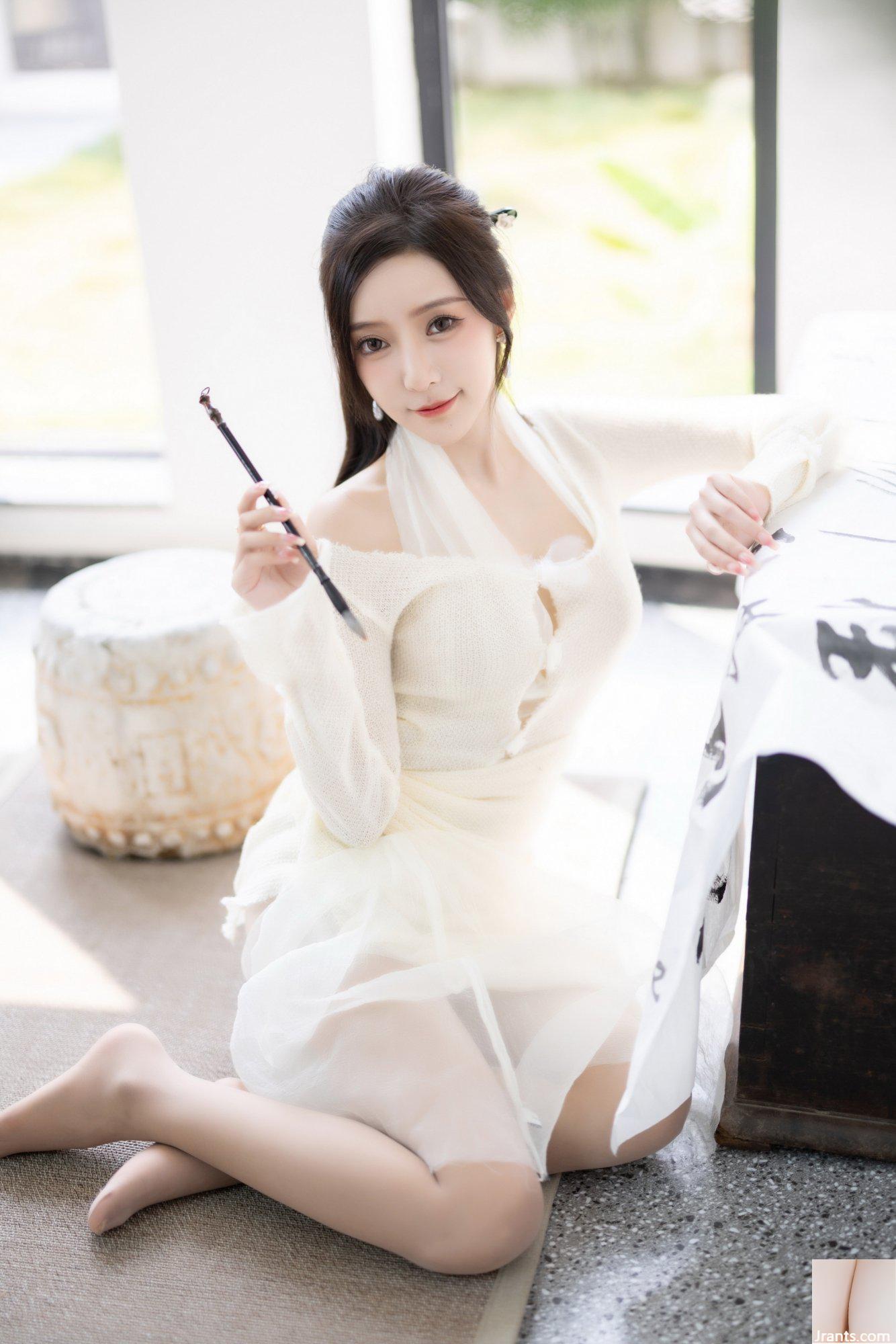 Wang Xinyao Yanni calligraphie et peinture en robe blanche (101P)