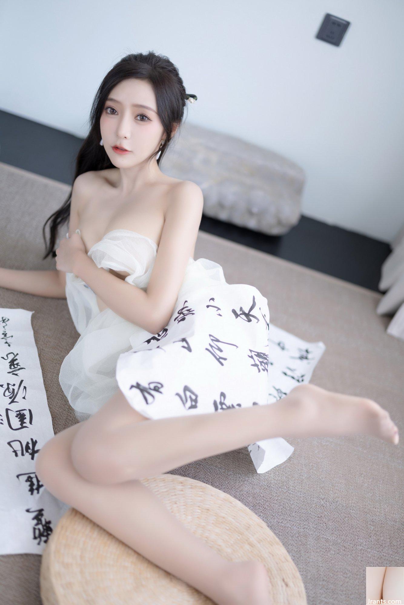 Wang Xinyao Yanni caligrafia e pintura de vestido branco (101P)