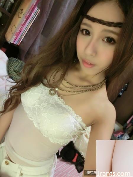 Gadis cantik seksi Chen Keyie (32P)