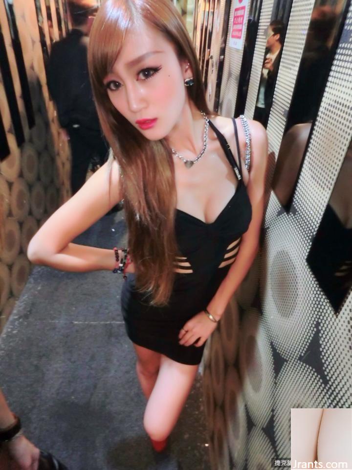 32C فتاة جميلة ~ Guo Kaixin ~ صورة البيكيني الساخنة بمؤخرة الخوخ ساخنة جدًا بحيث يصعب تناولها (39P)