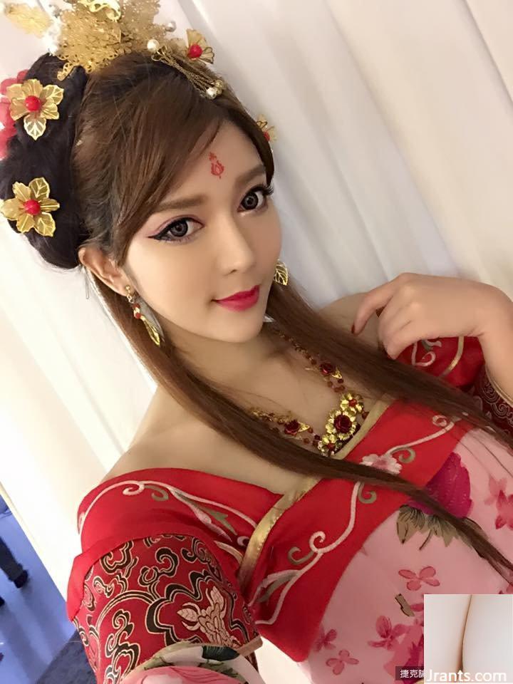 Selfie seksi Madou payudara 36D-Anqelina Huanhuan