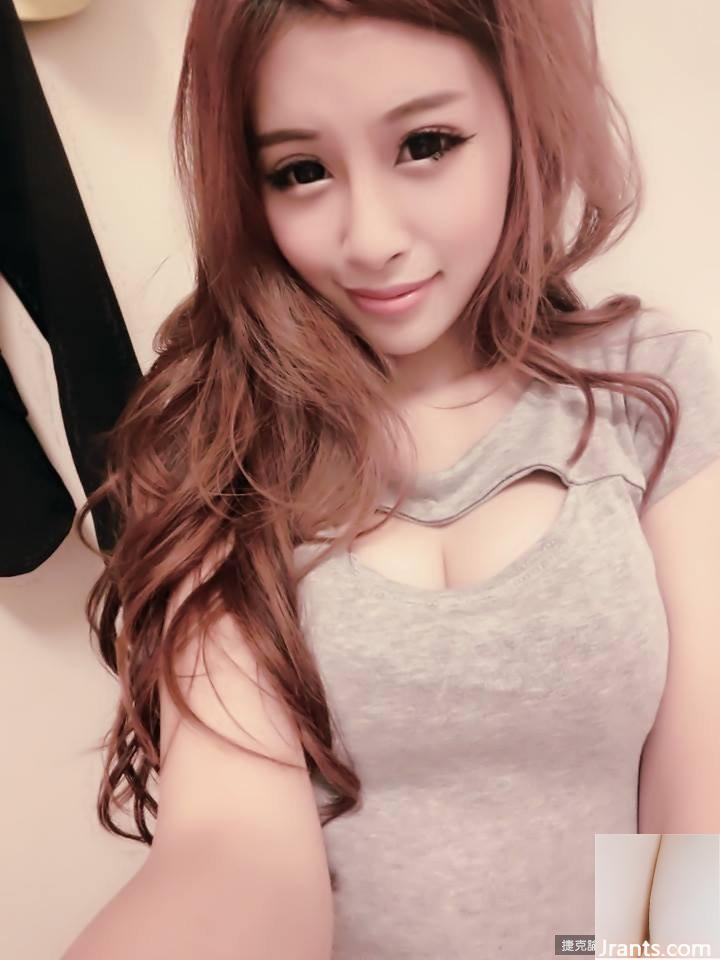 Les mouvements de la déesse sexy Wu Yuqi Lillian sont si sensuels (41P)