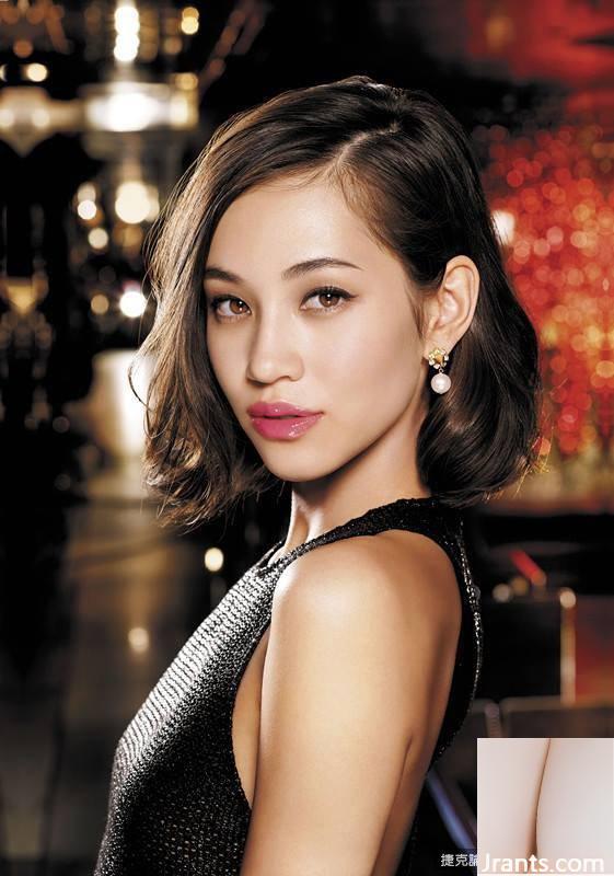 Le visage de l&#39;orgasme de la petite amie de G-Dragon, Mizuhara Kiko, dans la publicité, semble filmer un AV (27P)