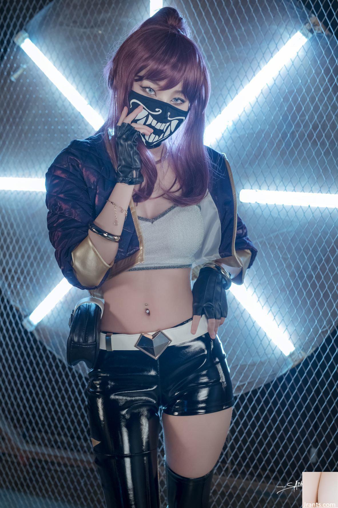 (সেন্ট ফটোলাইফ) Yuna&#39;s cos vol.04 – KDA Akali &#038; Nier Automata 2B (64P)