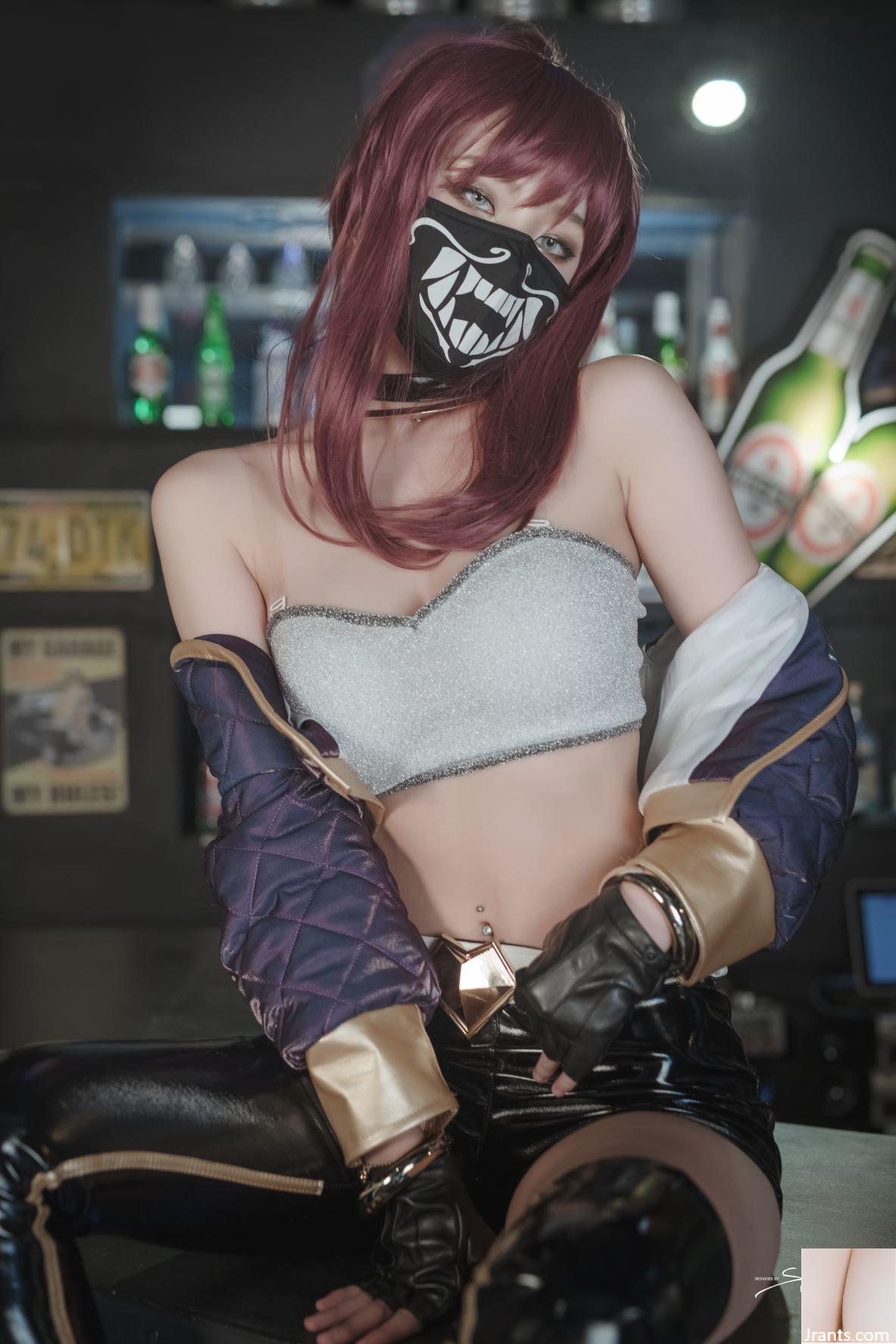 (সেন্ট ফটোলাইফ) Yuna&#39;s cos vol.04 – KDA Akali &#038; Nier Automata 2B (64P)