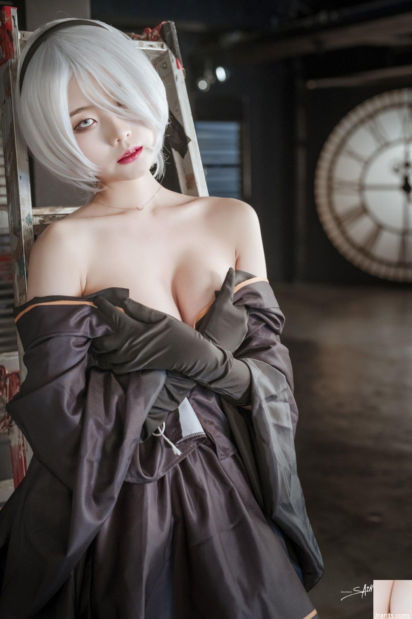 (সেন্ট ফটোলাইফ) Yuna&#39;s cos vol.04 – KDA Akali &#038; Nier Automata 2B (64P)