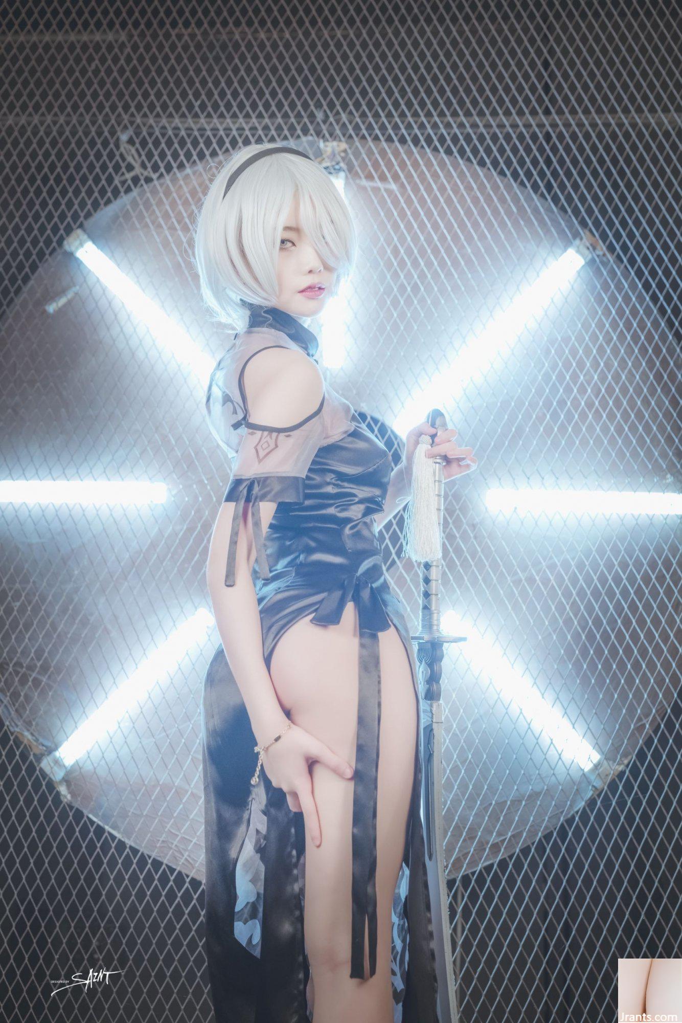 (Saint Photolife) Cos de Yuna vol.04 &#8211; KDA Akali e Nier Automata 2B (64P)