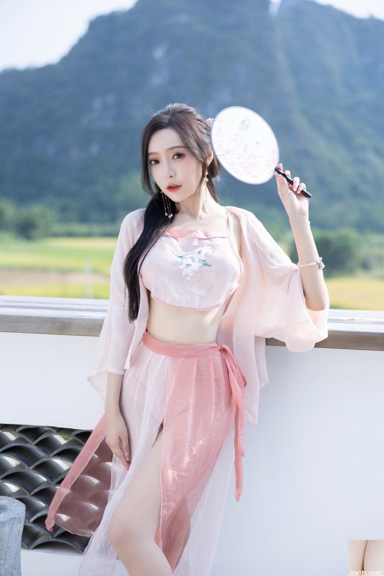 Wang Xinyao Yanni costume rose amusant (100P)