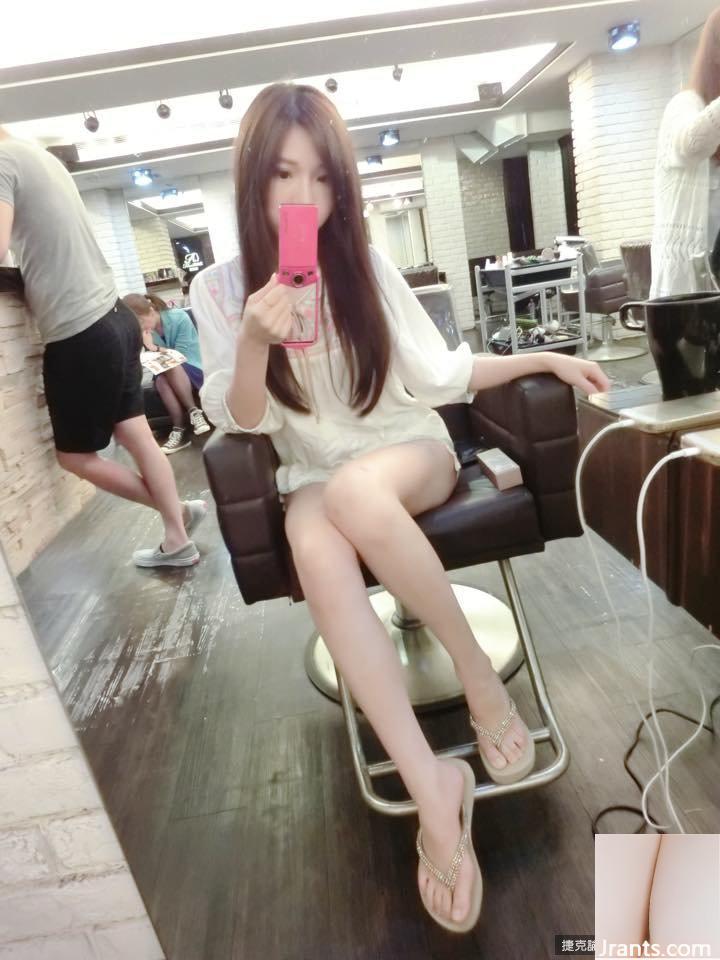 Gadis seksi Elena Nana (15P)