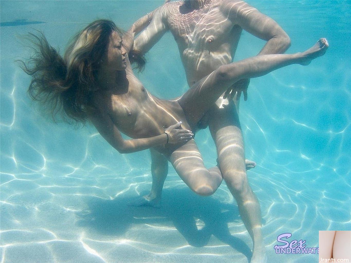 sexunderwater Kara Thailand (192P)