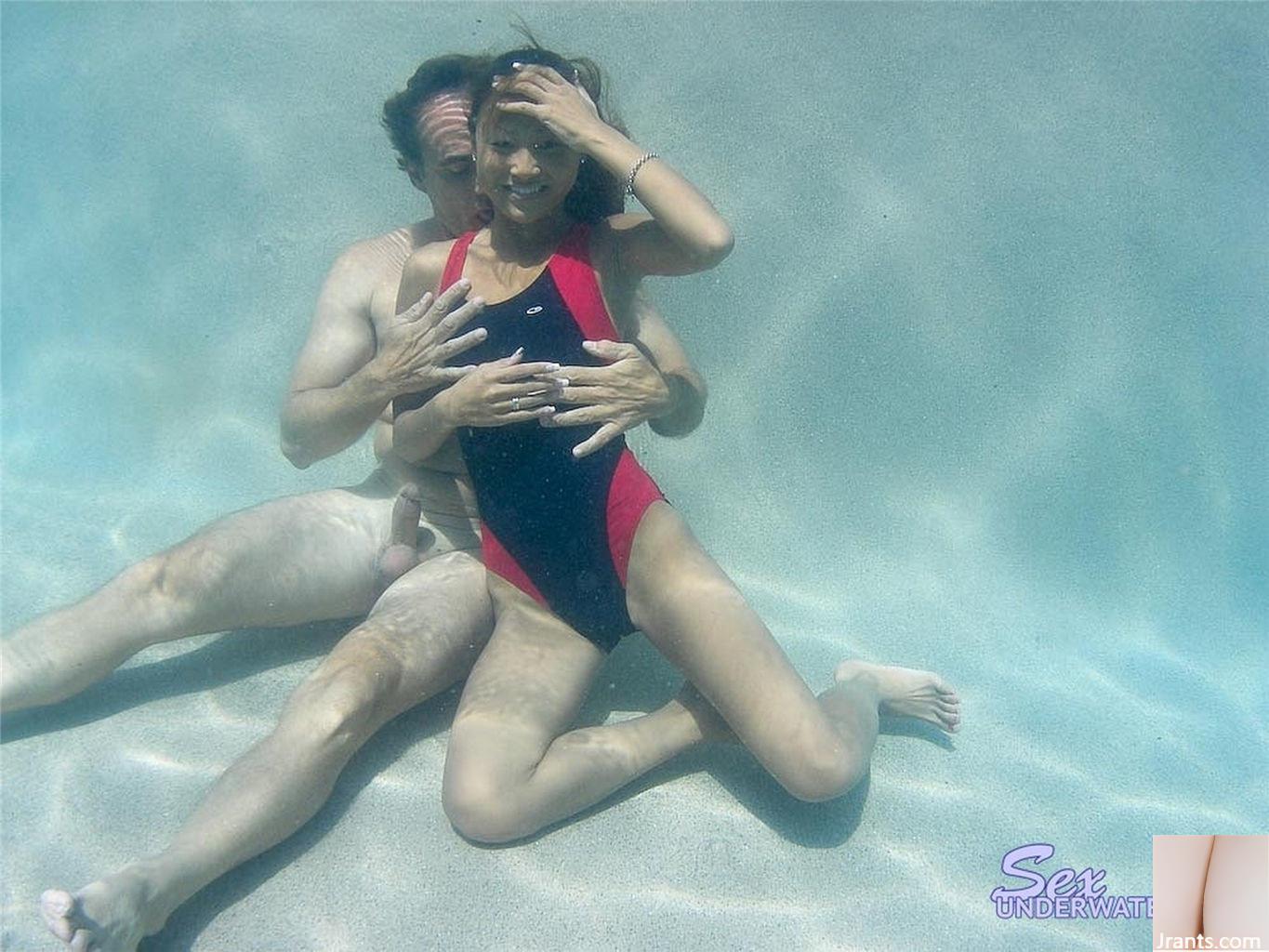 sexunderwater Kara Thailand (192P)