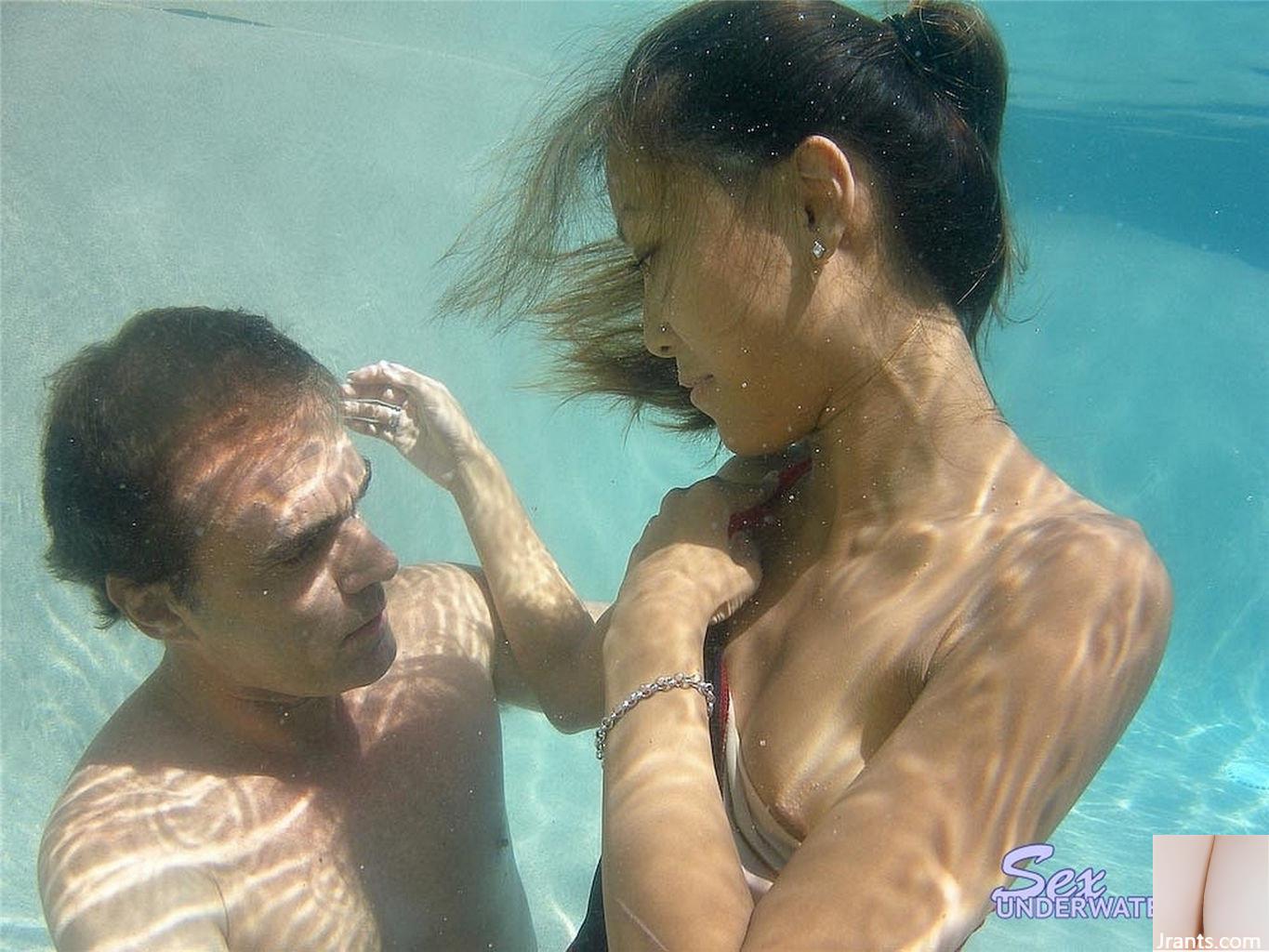 sexunderwater Kara Thailand (192P)