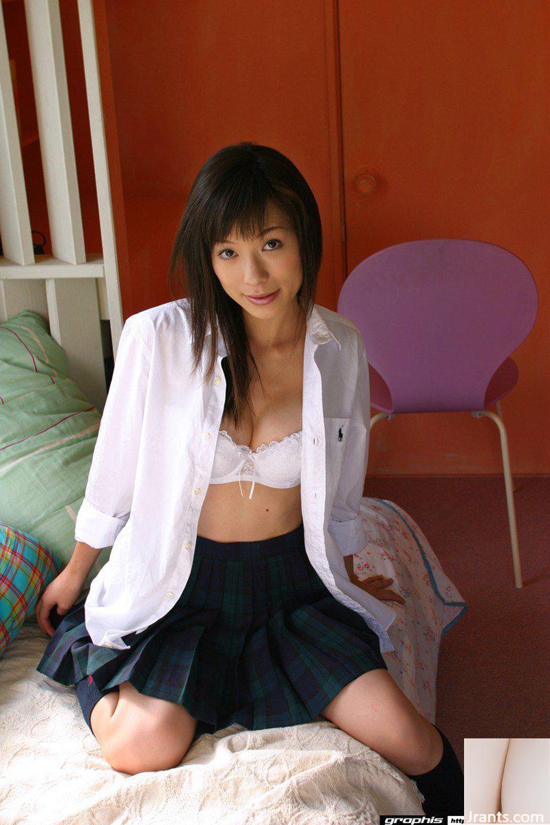 FIRST GRAVURE First Girl NO.026 KAHO KASUMI Kaho Kasumi (126P)