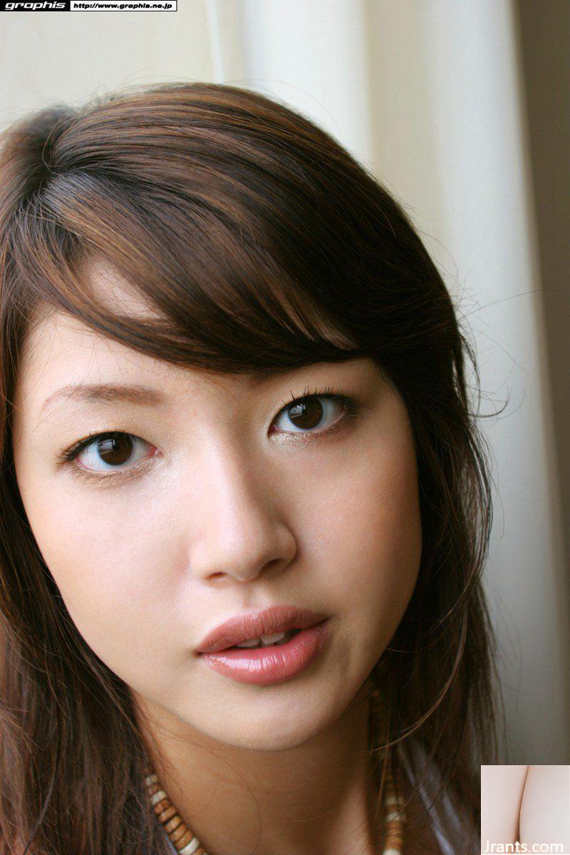 FIRST GRAVURE First Daughter NO.036 ERIKA SATOH اریکا ساتو (121P)